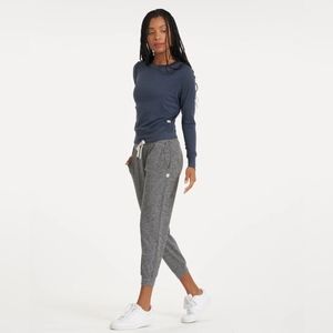 Vuori women's performance joggers